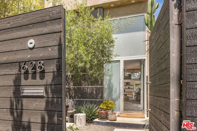 1628 Electric Avenue, Venice (los Angeles), CA 90291