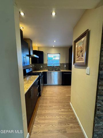 350 Thunderbird Drive 26, El Paso, TX 79912