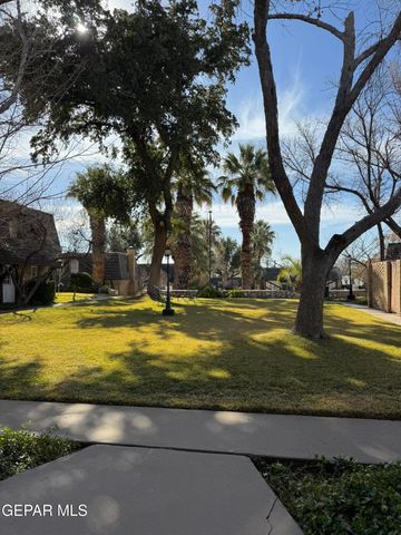 350 Thunderbird Drive 26, El Paso, TX 79912