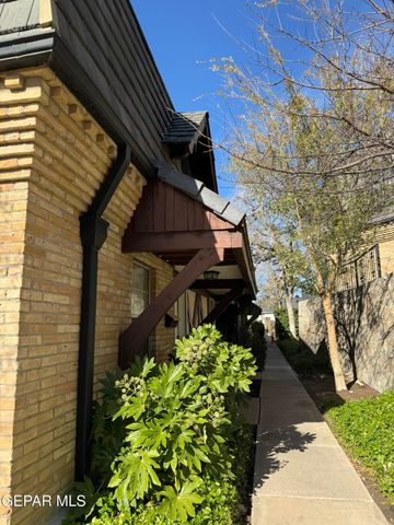 350 Thunderbird Drive 26, El Paso, TX 79912