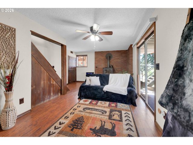 642 TERRACE Ln, Sutherlin, OR 97479