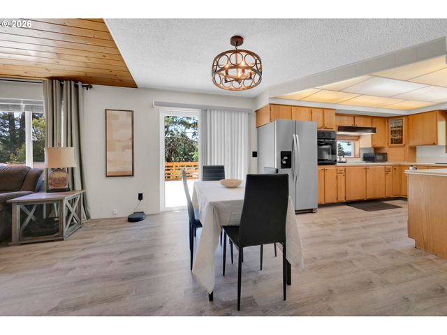 642 TERRACE Ln, Sutherlin, OR 97479