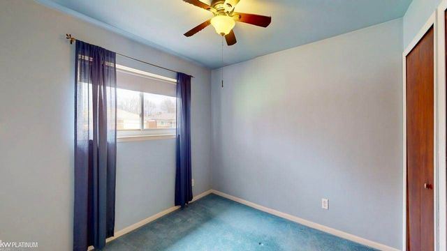 26155 Newport Avenue, Warren, MI 48089