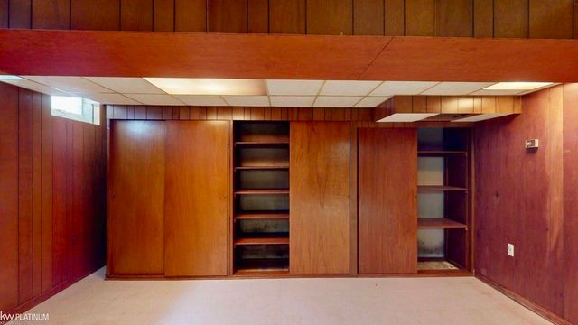 26155 Newport Avenue, Warren, MI 48089