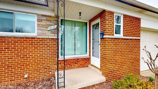 26155 Newport Avenue, Warren, MI 48089