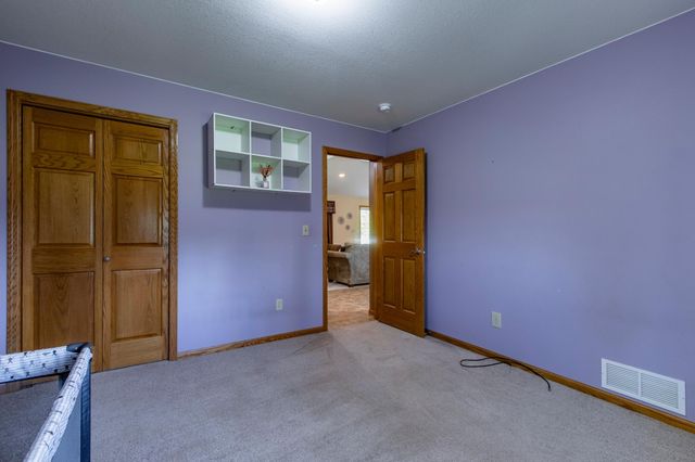 22842 530th Street, West Concord, MN 55985