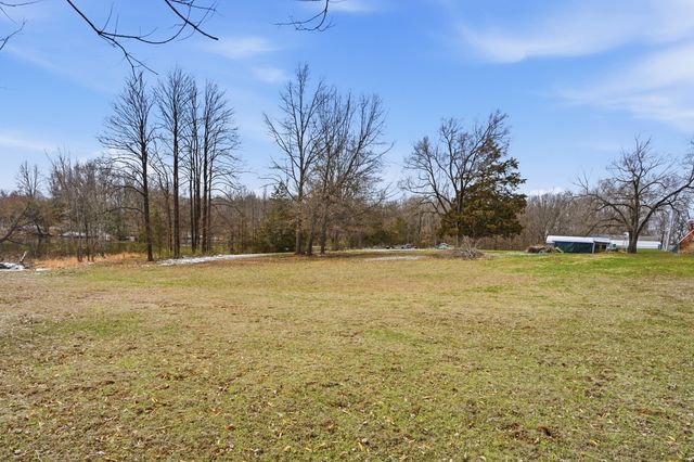 1260 E HIGH POINT LN, Columbia, MO 65203