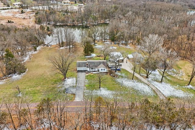 1260 E HIGH POINT LN, Columbia, MO 65203