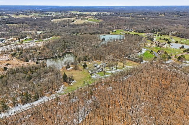 1260 E HIGH POINT LN, Columbia, MO 65203