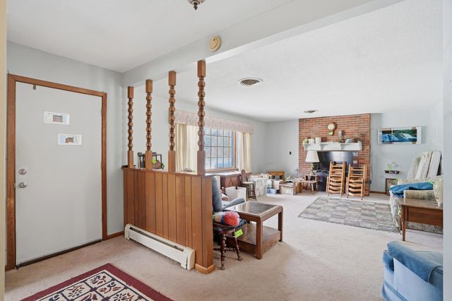 1260 E HIGH POINT LN, Columbia, MO 65203