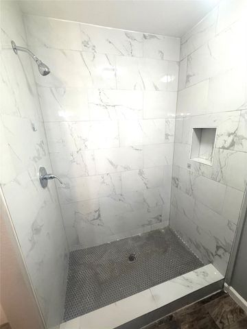 12 Willow Lane, Galveston, TX 77551