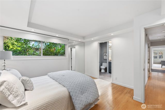 16 Wembley Lane, Mercer Island, WA 98040