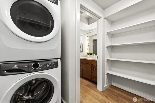 16 Wembley Lane, Mercer Island, WA 98040