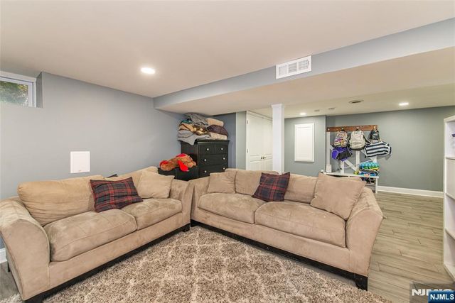 466 Franklin Avenue, Hasbrouck Heights, NJ 07604