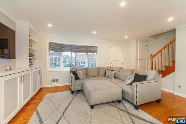 466 Franklin Avenue, Hasbrouck Heights, NJ 07604