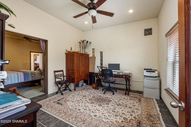 15514 Space Murals Lane, Las Cruces, NM 88011