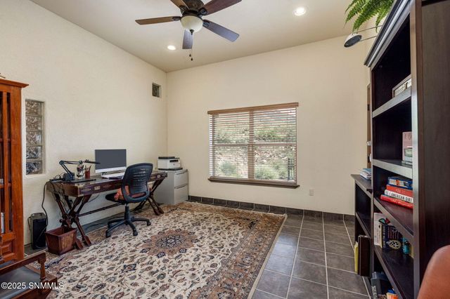 15514 Space Murals Lane, Las Cruces, NM 88011
