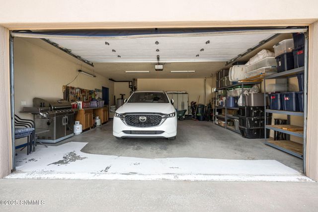 15514 Space Murals Lane, Las Cruces, NM 88011