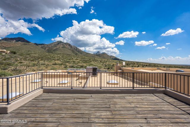 15514 Space Murals Lane, Las Cruces, NM 88011