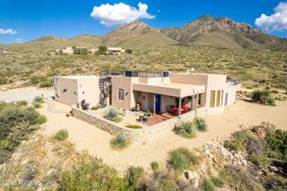 15514 Space Murals Lane, Las Cruces, NM 88011