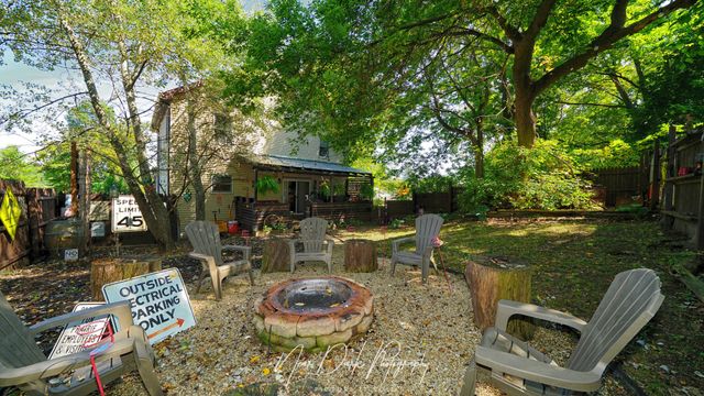 127 E GRAND Avenue, Fox Lake, IL 60020