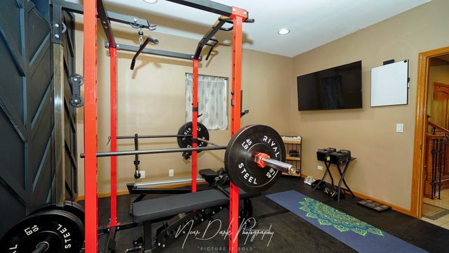 127 E GRAND Avenue, Fox Lake, IL 60020