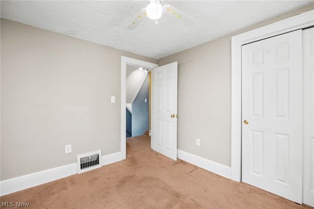 33 Pfeiffer Avenue, Akron, OH 44312
