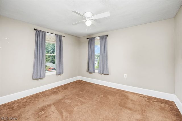 33 Pfeiffer Avenue, Akron, OH 44312