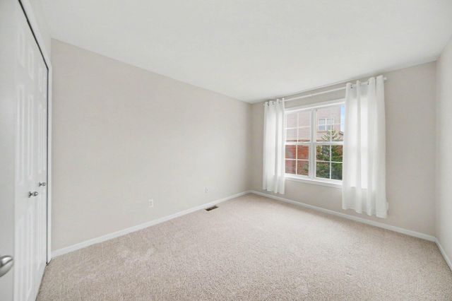 2738 Barclay Way, Ann Arbor, MI 48105