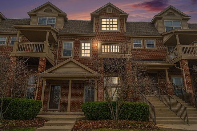 2738 Barclay Way, Ann Arbor, MI 48105