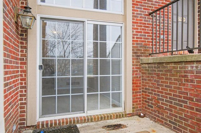 2738 Barclay Way, Ann Arbor, MI 48105