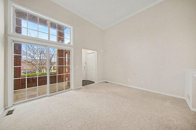 2738 Barclay Way, Ann Arbor, MI 48105
