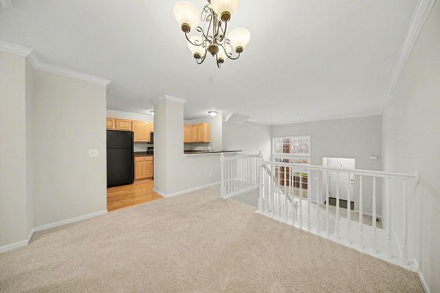 2738 Barclay Way, Ann Arbor, MI 48105