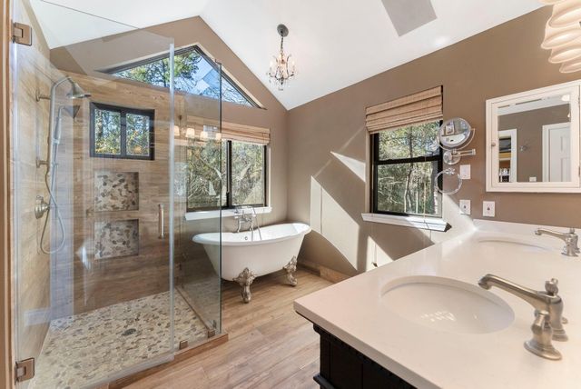 98 S Wilde Yaupon Court, Spring, TX 77381