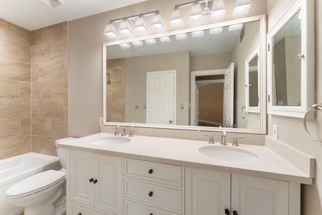 98 S Wilde Yaupon Court, Spring, TX 77381