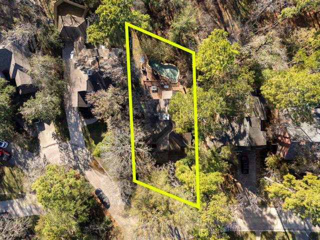 98 S Wilde Yaupon Court, Spring, TX 77381