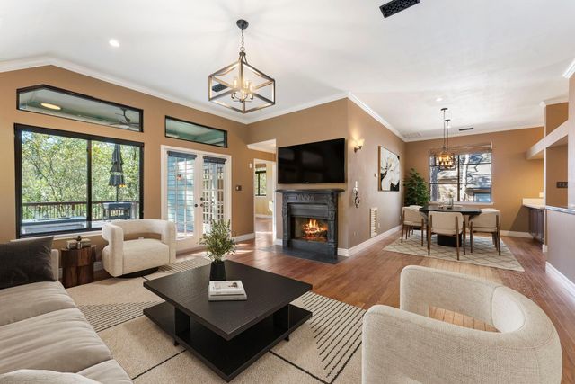 98 S Wilde Yaupon Court, Spring, TX 77381