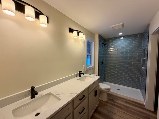 1300 Sydney Street, Whitehall, MI 49461