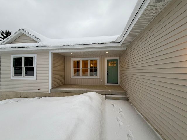 1300 Sydney Street, Whitehall, MI 49461