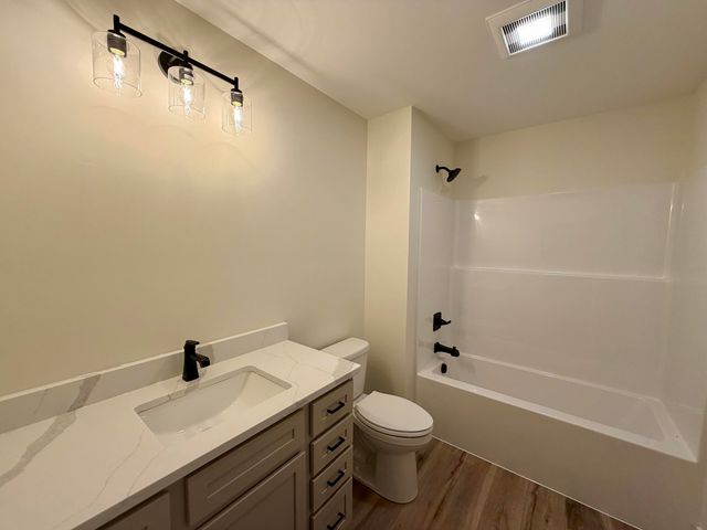 1300 Sydney Street, Whitehall, MI 49461