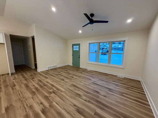 1300 Sydney Street, Whitehall, MI 49461