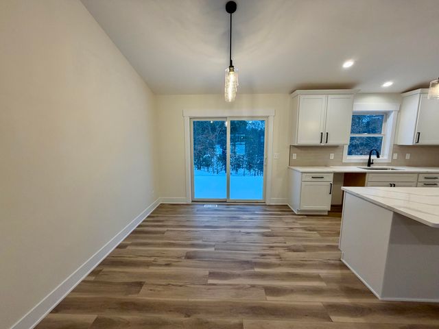 1300 Sydney Street, Whitehall, MI 49461