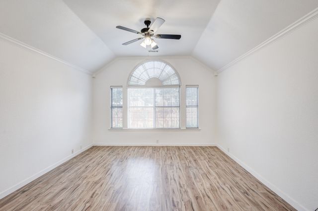 1306 Bentley Drive, Carrollton, TX 75006
