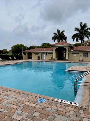 2357 SE 23rd Drive 2357, Homestead, FL 33035