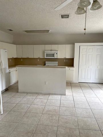 2357 SE 23rd Drive 2357, Homestead, FL 33035