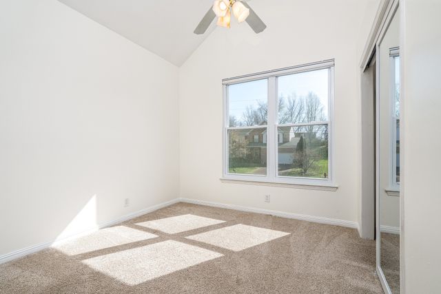 2938 Churchill Ln, Thompsons Station, TN 37179