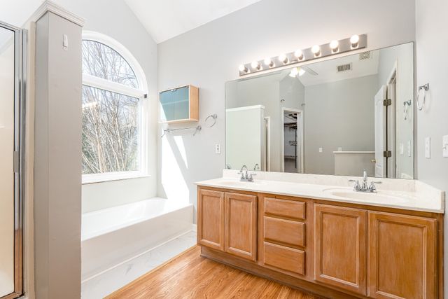 2938 Churchill Ln, Thompsons Station, TN 37179