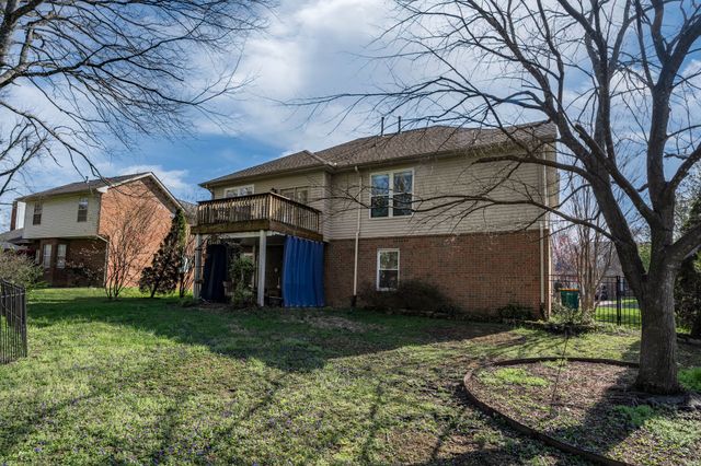 2938 Churchill Ln, Thompsons Station, TN 37179