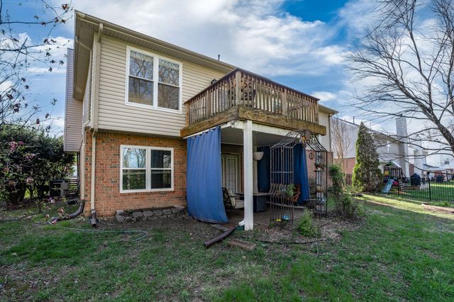 2938 Churchill Ln, Thompsons Station, TN 37179