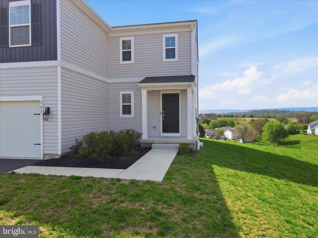 561 E 4TH ST E, Bernville, PA 19506
